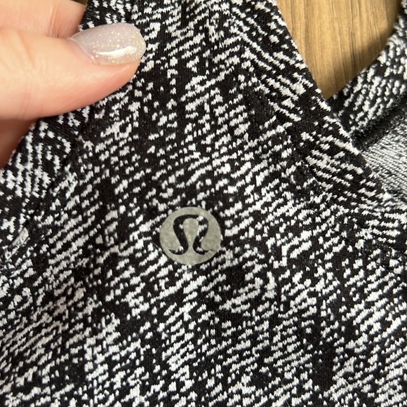Lululemon Cool Racerback ll tank - Picture 5 of 6